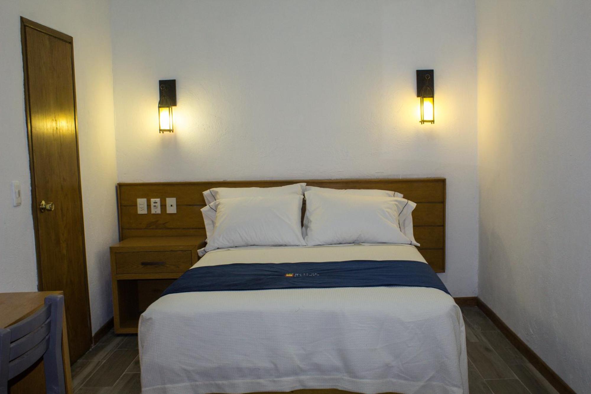 Hotel Real De Castilla Colonial Guadalajara Quarto foto